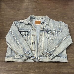 Levi’s Denim Trucker Jacket